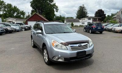 2012 Subaru Outback Premium M R