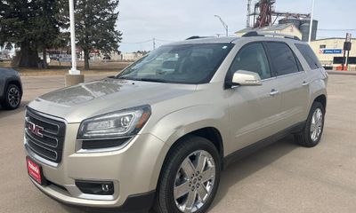2017 GMC Acadia Limited SLT 2