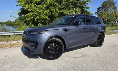 2026 Land Rover Range Sport P460E Dynamic SE