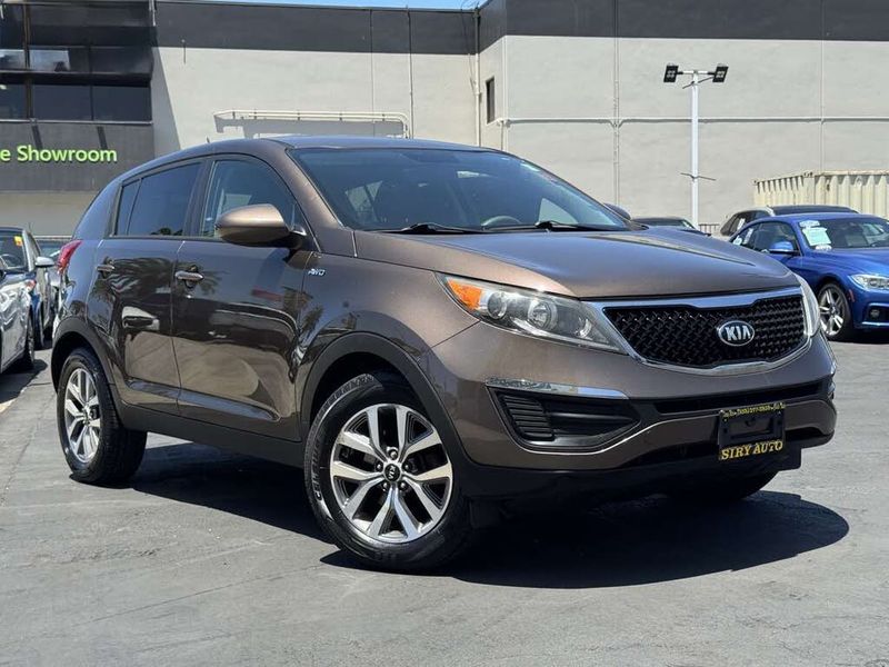 2015 Kia Sportage — a typically priced live listing