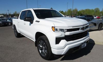 2023 Chevrolet Silverado RST