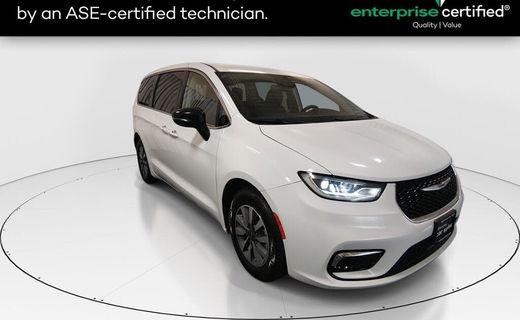 2024 Chrysler Pacifica Select