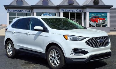 2023 Ford Edge SEL