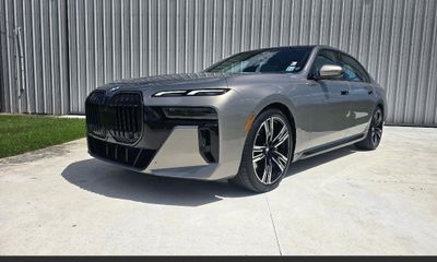 2024 BMW 740i