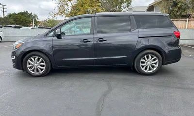 2019 Kia Sedona LX EX