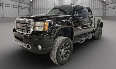 2013 GMC Sierra Denali