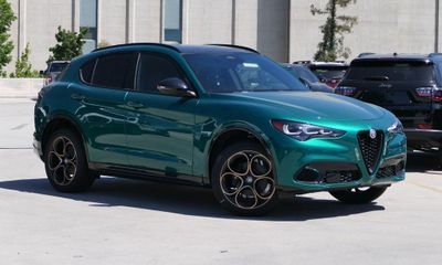2025 Alfa Romeo Stelvio