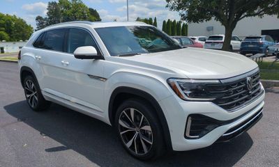2025 Volkswagen Atlas Cross Sport 4Motion SEL Premium