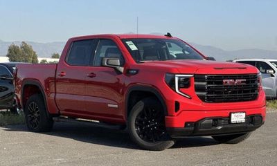 2026 GMC Sierra Elevation