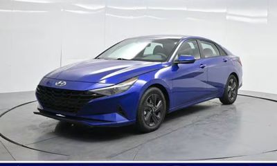2023 Hyundai Elantra Blue