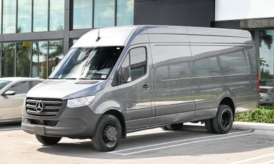 2021 Mercedes-Benz Sprinter 907 VS30