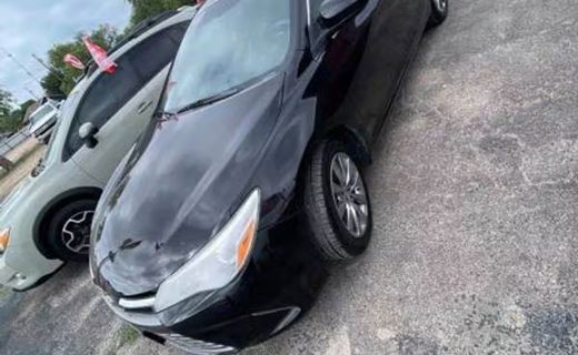 2016 Toyota Camry XLE