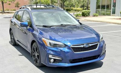 2018 Subaru Impreza Limited Navi ES