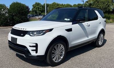 2020 Land Rover Discovery Landmark