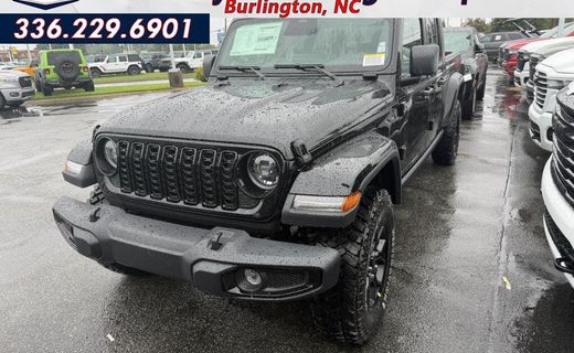 2026 Jeep Gladiator Sport