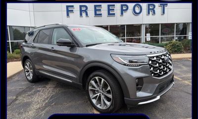 2025 Ford Explorer Platinum