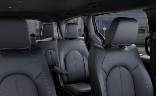2026 Chrysler Voyager LX