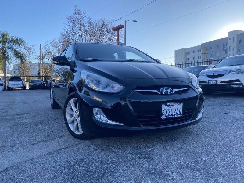2013 Hyundai Accent — a typically priced live listing