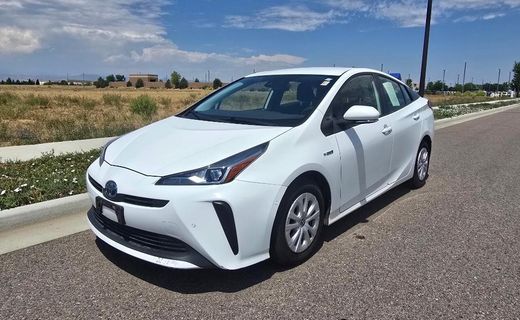 2021 Toyota Prius LE