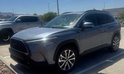 2022 Toyota Corolla Cross XLE