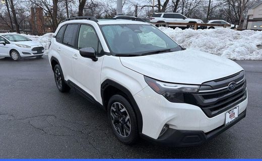 2025 Subaru Forester Premium Base