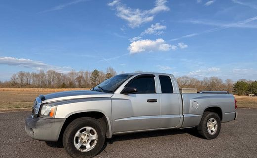 2005 Dodge Dakota ST