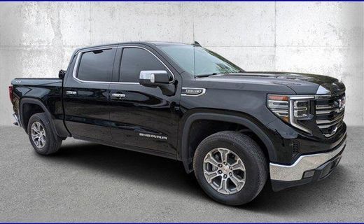 2024 GMC Sierra SLT
