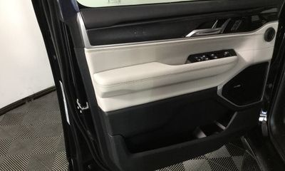 2022 Jeep Wagoneer Series I