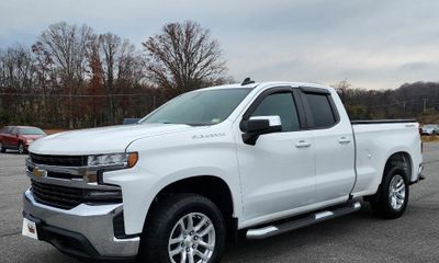 2020 Chevrolet Silverado LT