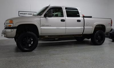 2004 GMC Sierra SLT HD