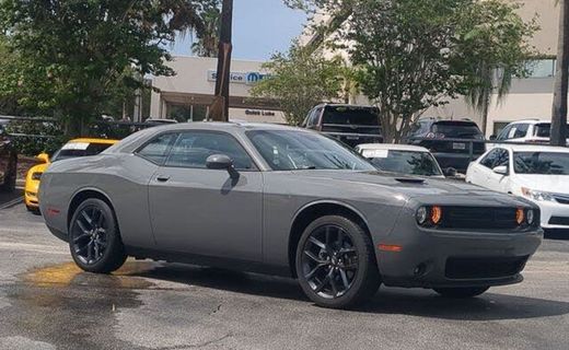 2023 Dodge Challenger SXT