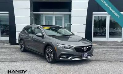 2018 Buick Regal Tourx Essence