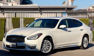 2016 Infiniti Q70L 3 7