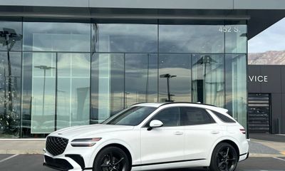 2026 Genesis GV70 2 5T Sport
