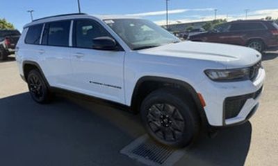 2026 Jeep Grand Cherokee L Base Laredo