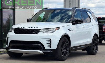 2024 Land Rover Discovery P360 Dynamic SE