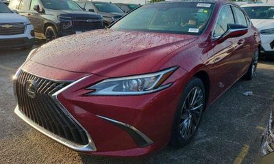 2024 Lexus ES 350 Luxury