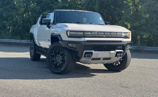 2026 GMC Hummer EV SUV 2X
