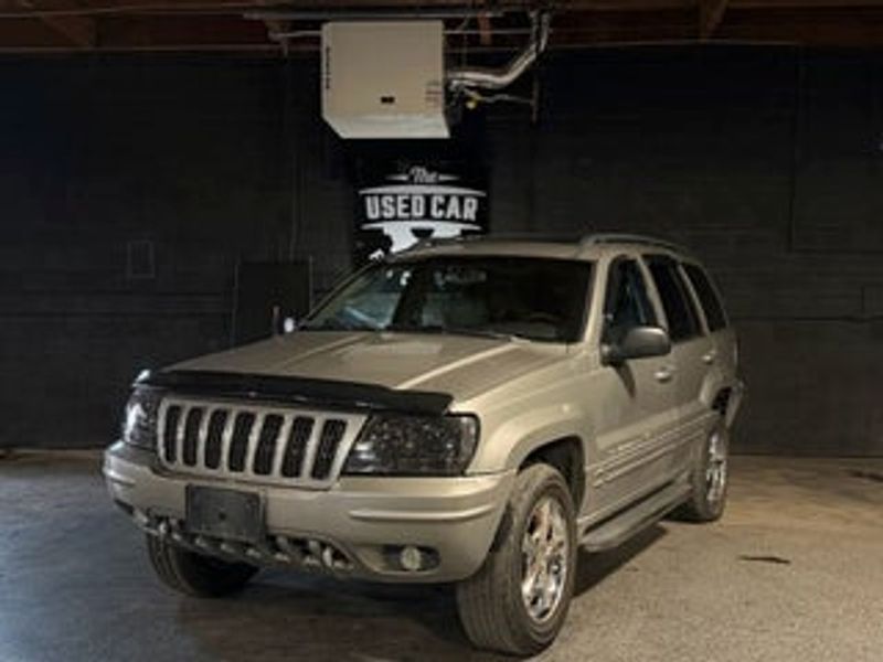 2002 Jeep Grand Cherokee — a typically priced live listing