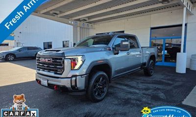 2024 GMC Sierra HD AT4
