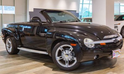 2004 Chevrolet SSR LS