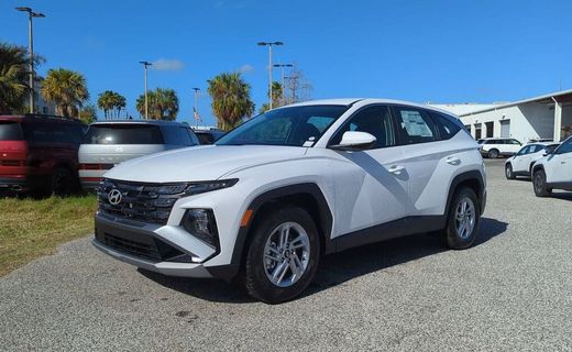 2026 Hyundai Tucson SE