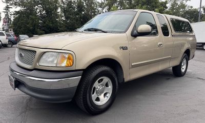 1999 Ford F-150 XLT