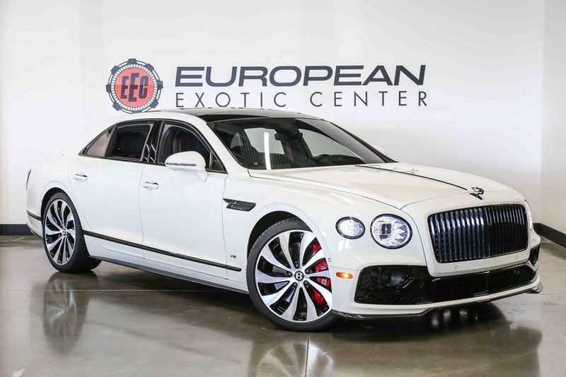 2022 Bentley Flying Spur — a typically priced live listing