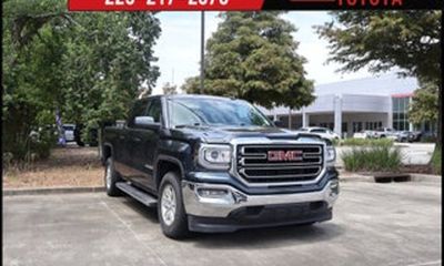 2017 GMC Sierra Denali