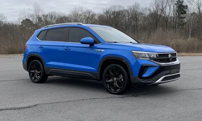 2023 Volkswagen Taos SE
