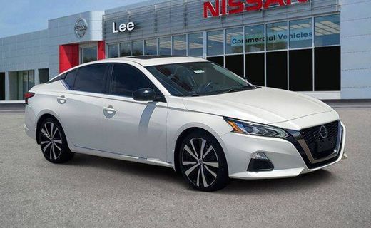 2020 Nissan Altima SR