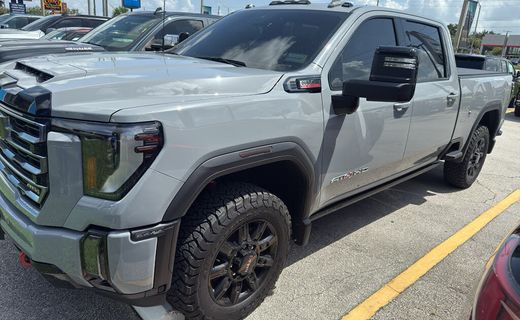 2024 GMC Sierra HD AT4