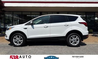 2019 Ford Escape SE