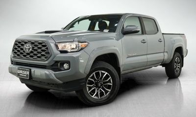 2020 Toyota Tacoma SR5